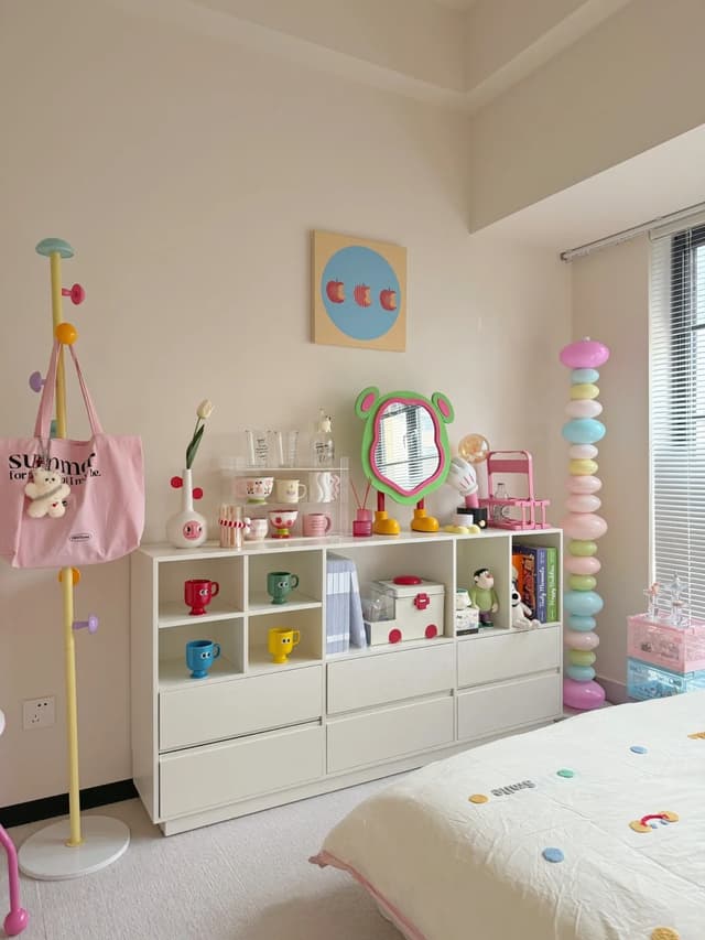 Storage furniture in a real bedroom reference setting